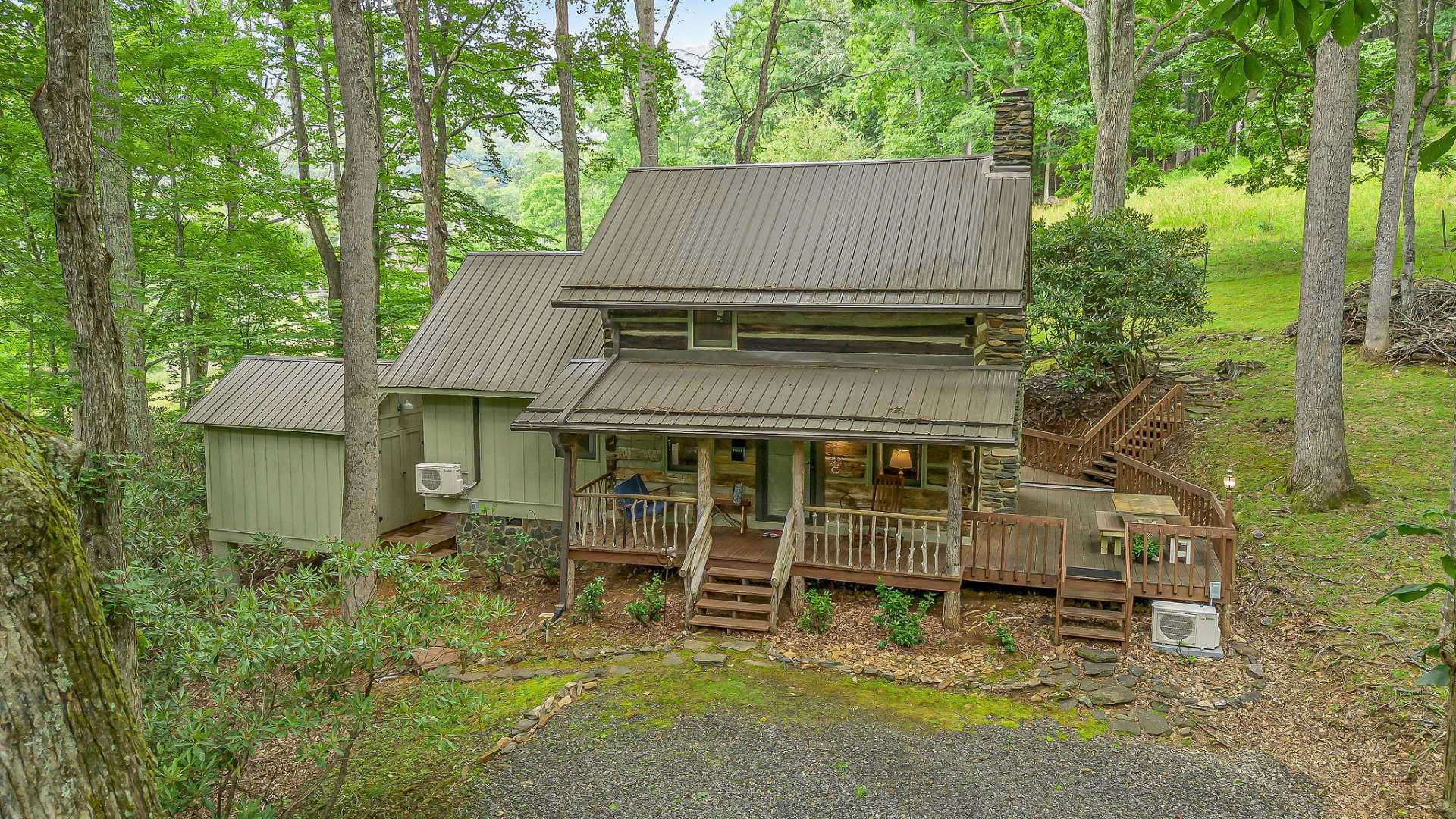 Image number 18 for the current listing